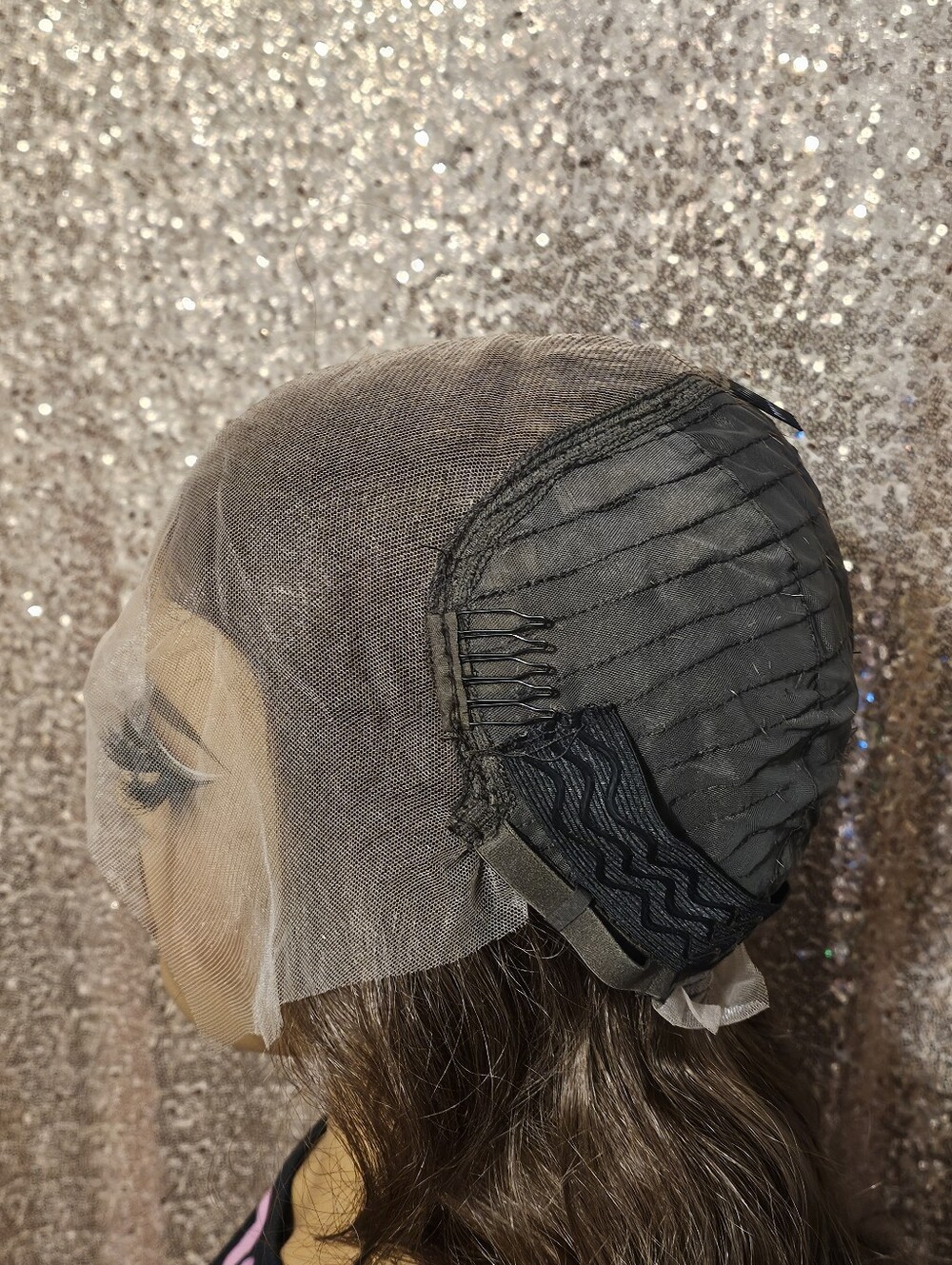 Lace Front Wig - Picture 5 of 6
